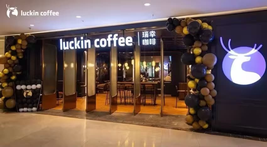 Luckin Coffee - Image 5