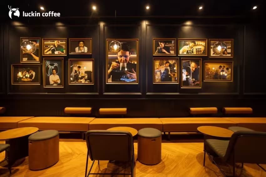 Luckin Coffee - Image 7