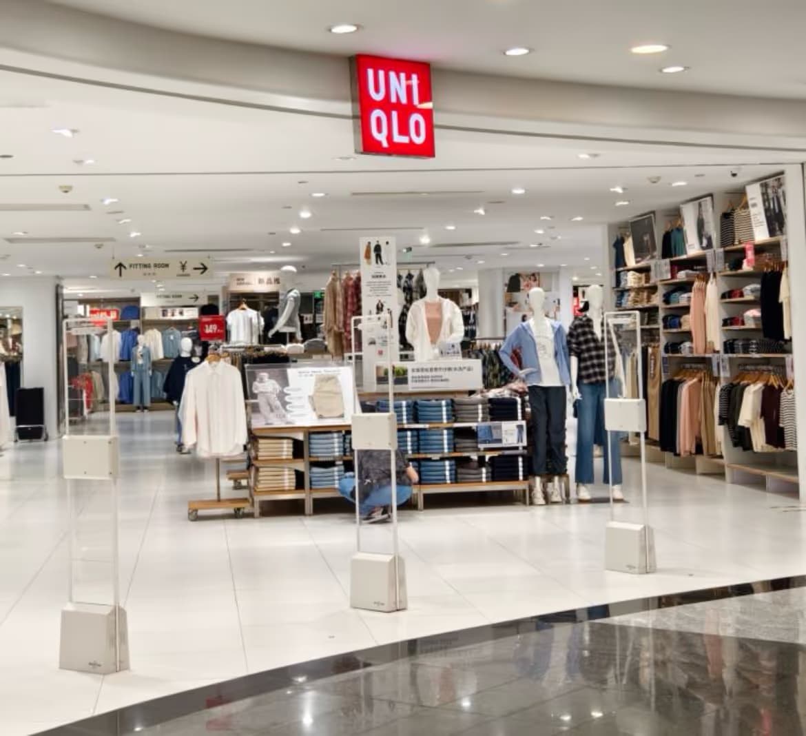 UNIQLO - Image 2