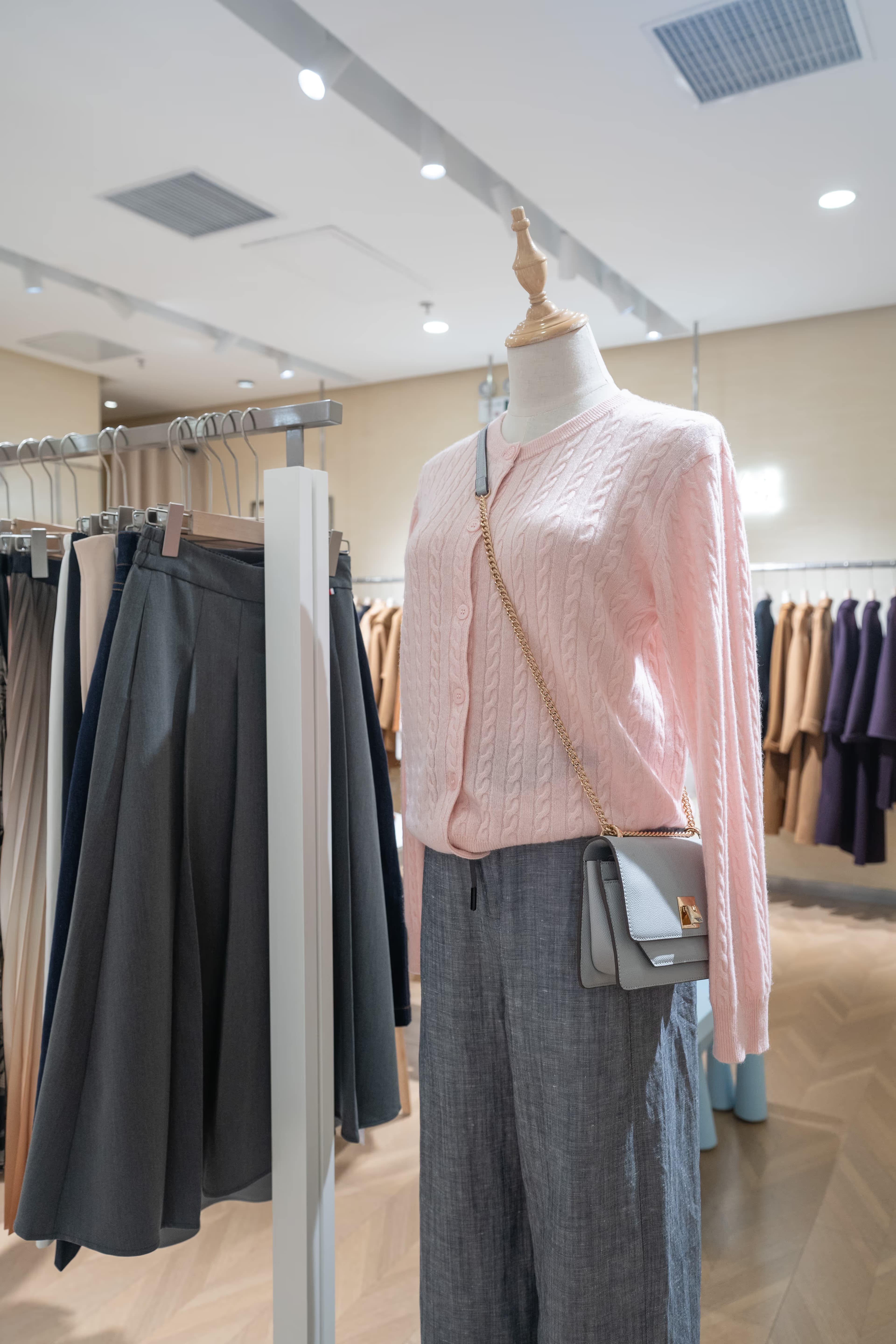 Victorai Cashmere - Image 4