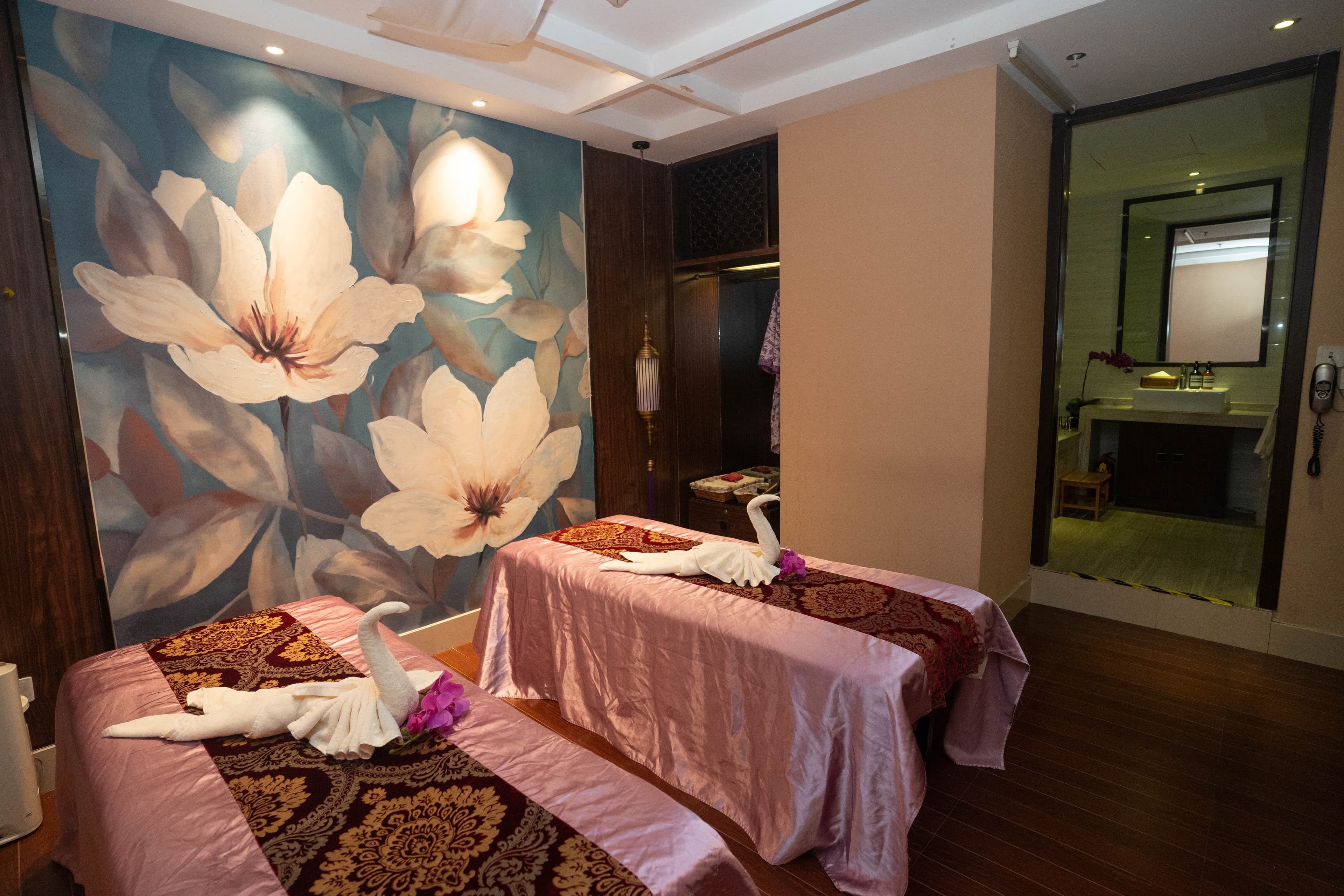 Shining Spa - Image 3
