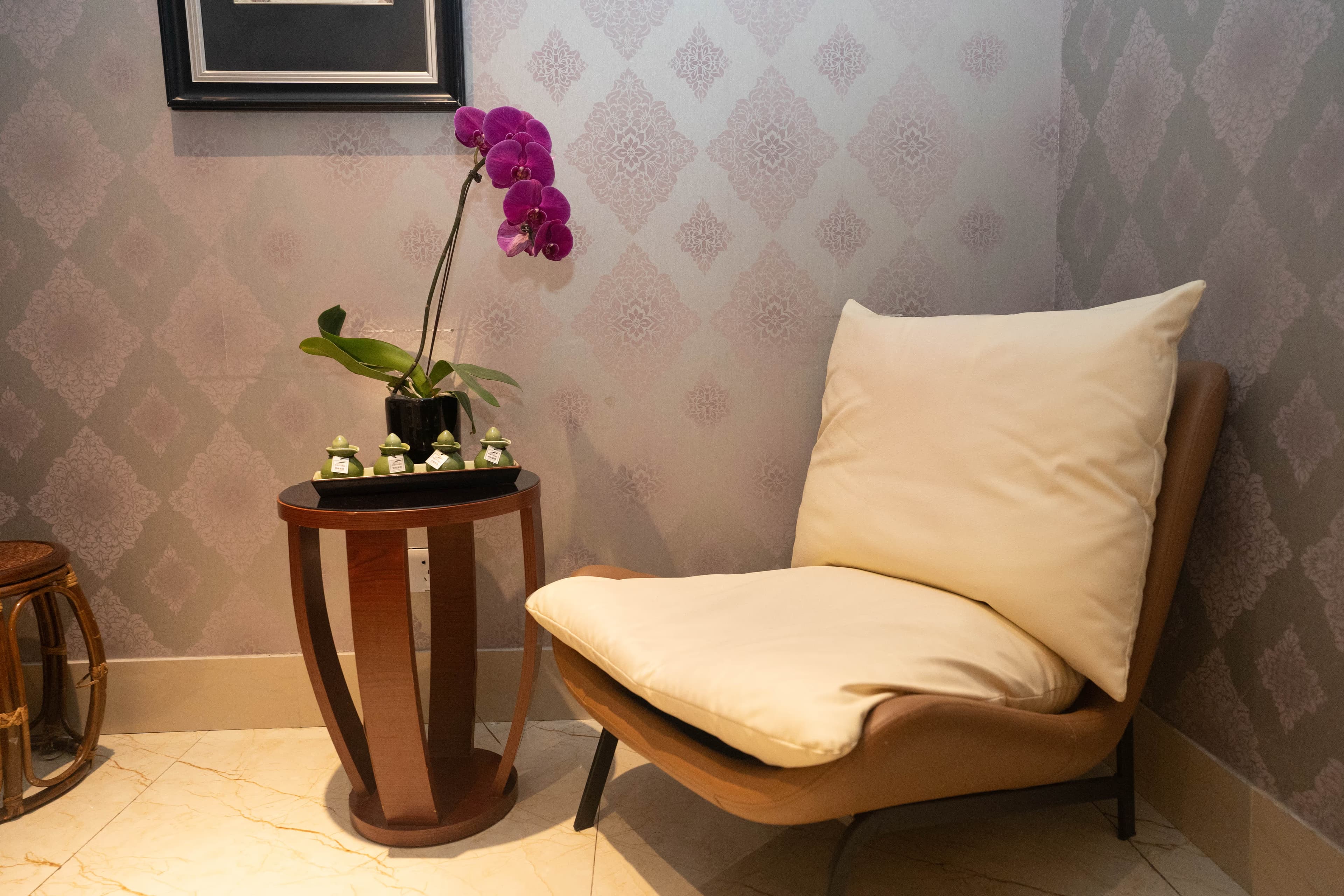 Shining Spa - Image 7