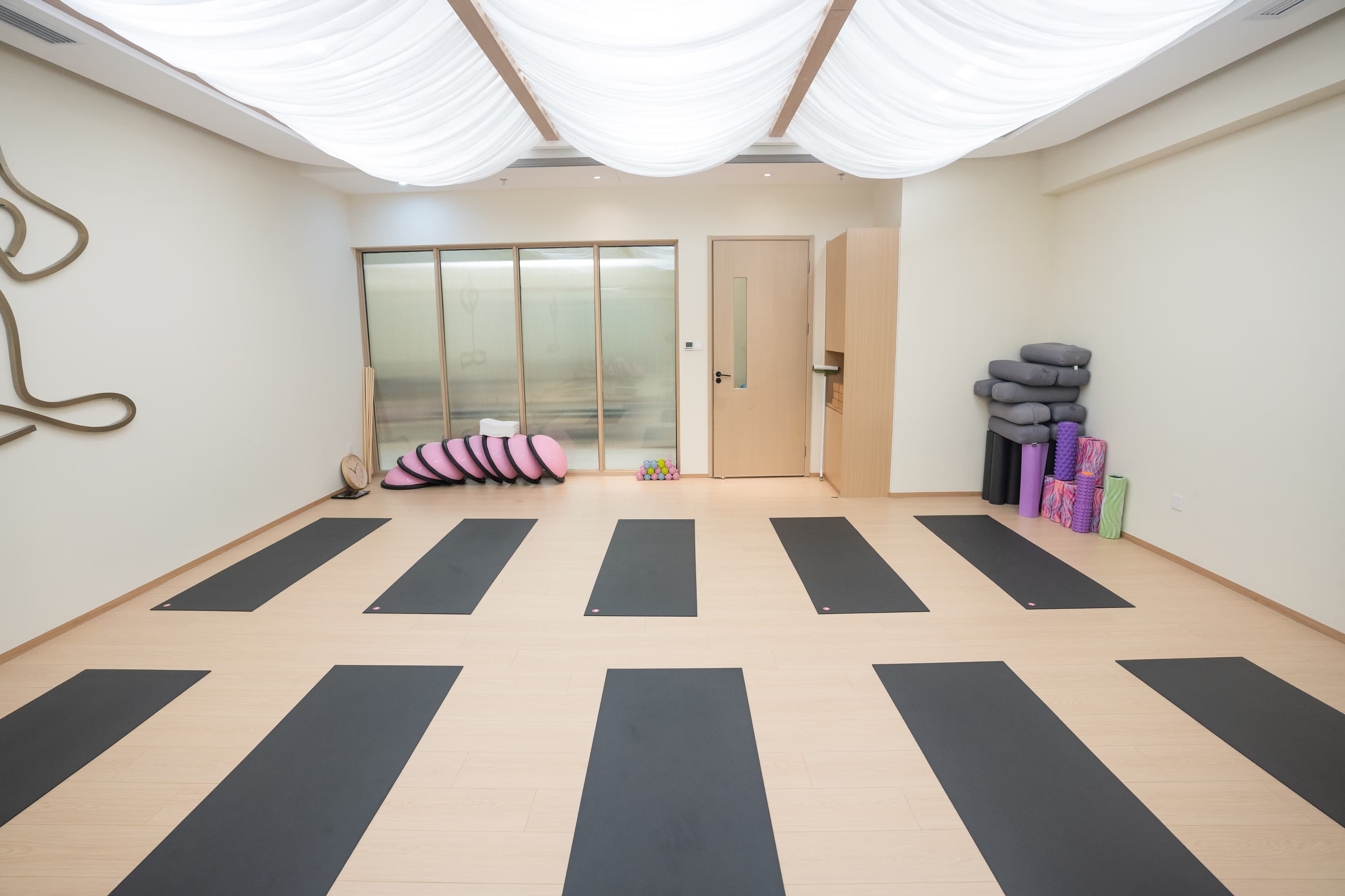 SHANTI YOGA PILATES - Image 5