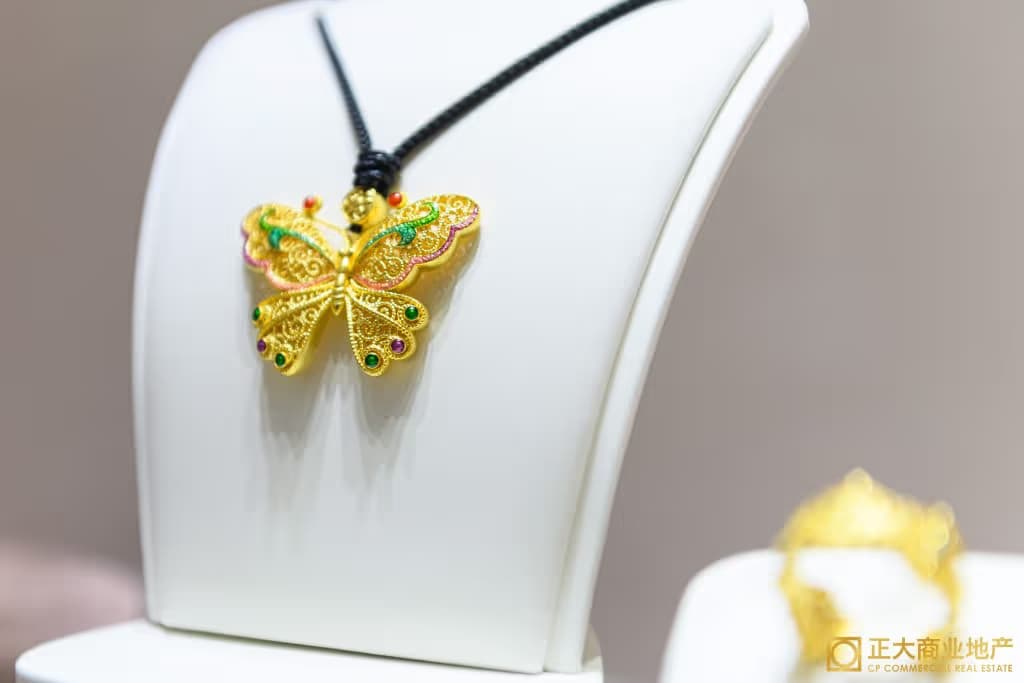 LUKFOOK JEWELLERY - Image 4