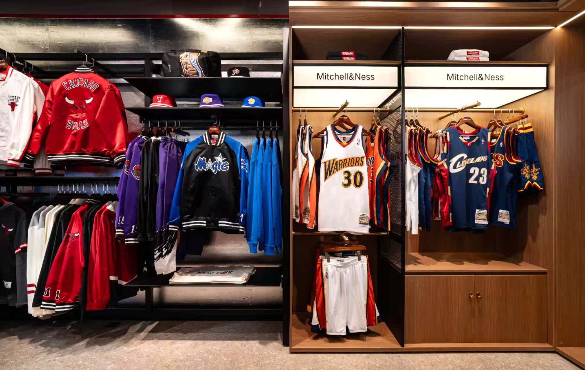 mitchell&ness - Image 3