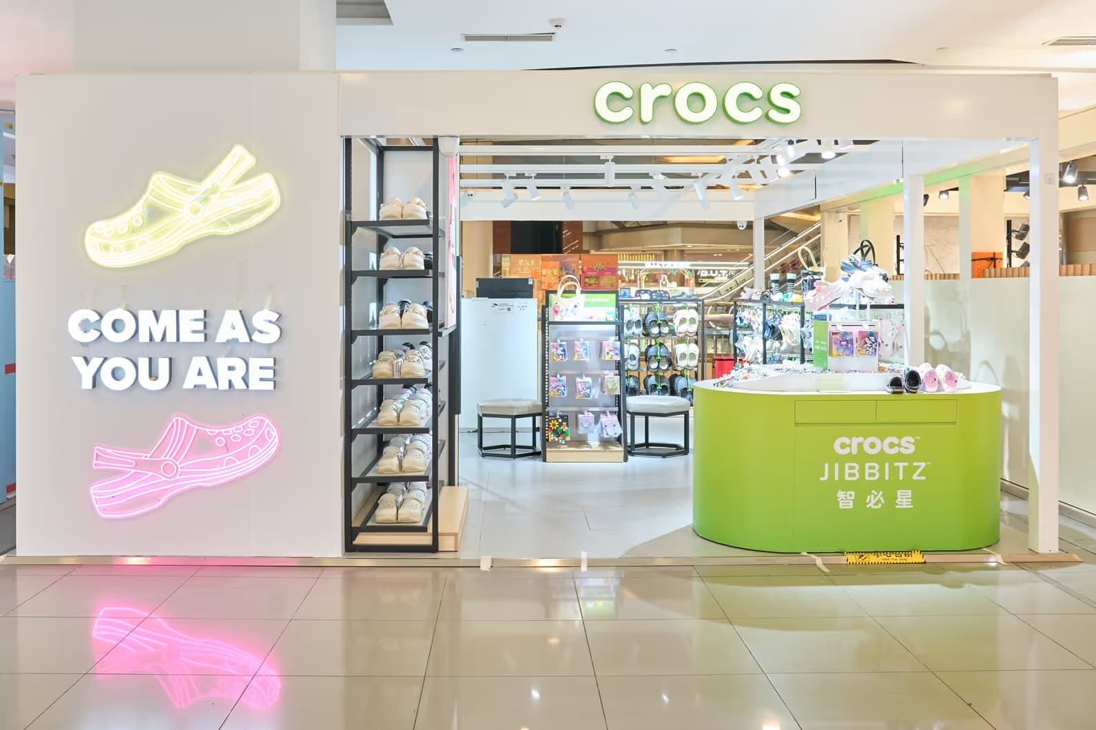Crocs - Image 1